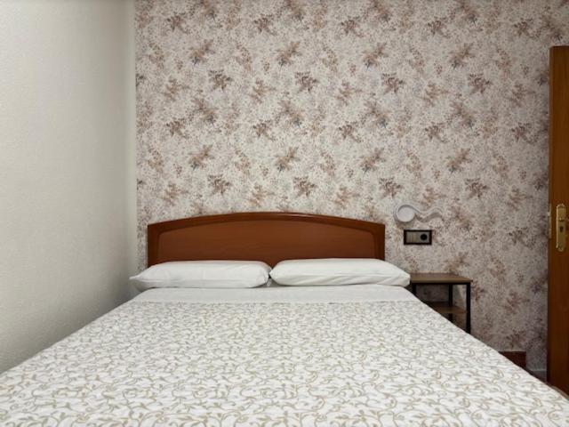 Pension Numancia Madrid Buitenkant foto