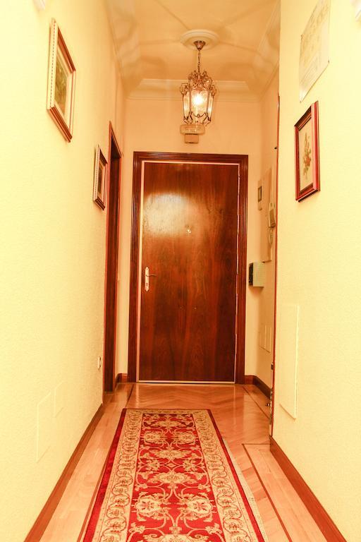 Pension Numancia Madrid Buitenkant foto